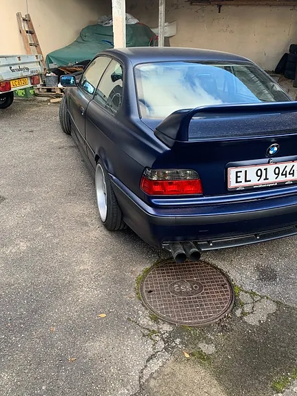 BMW 318Is 1992 photo 4