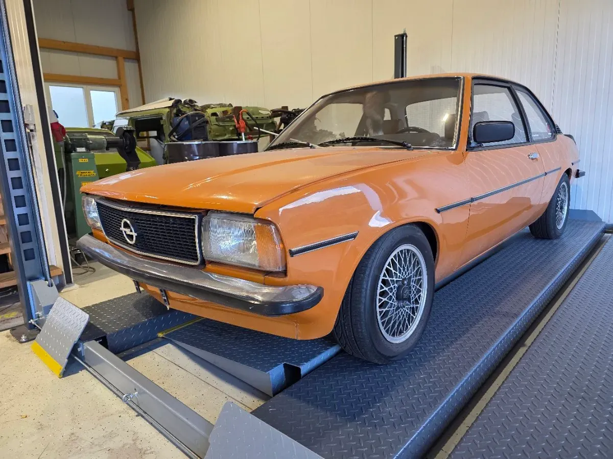 Opel Ascona