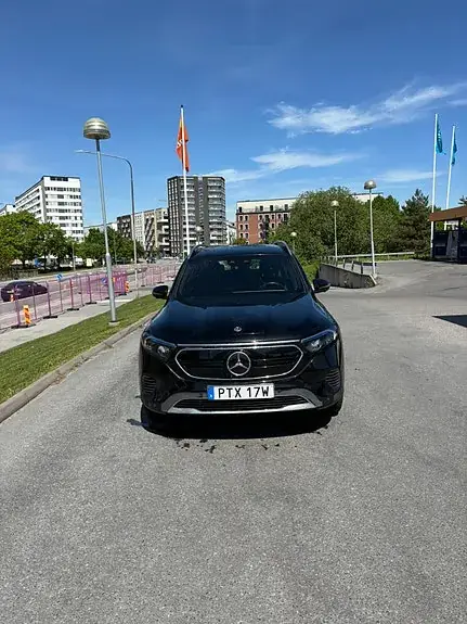 Mercedes-Benz Eqb 300