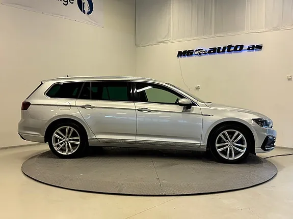 Volkswagen Passat 2020 photo 3