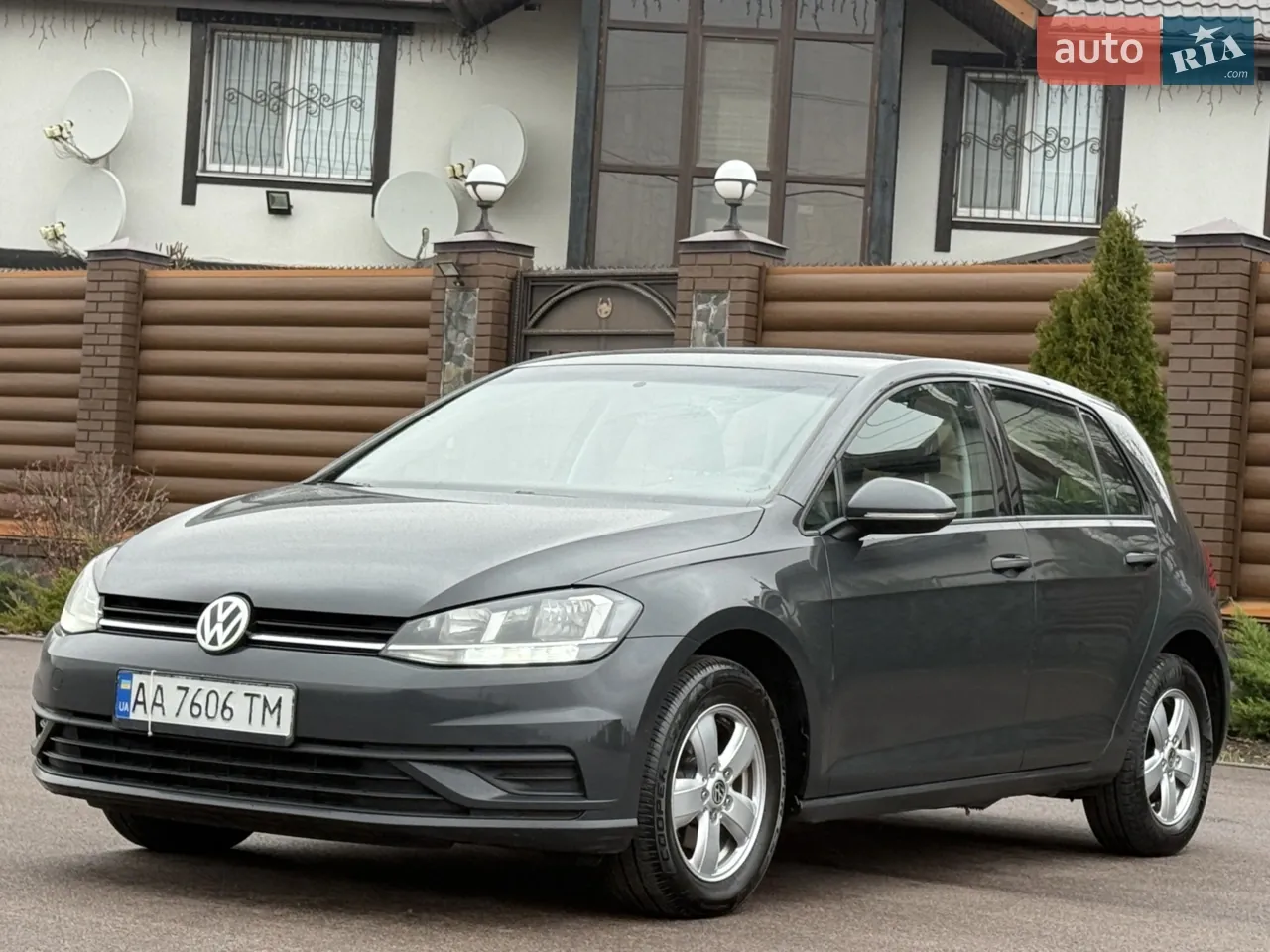 Volkswagen Golf 2018 photo 5