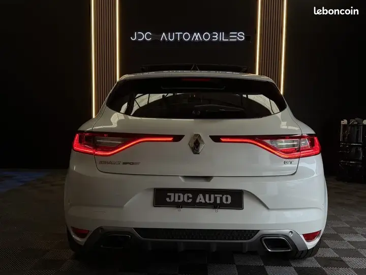 Renault Megane 2017 photo 4