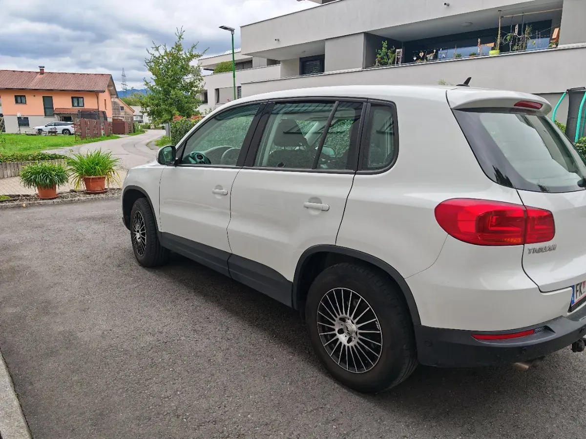 Volkswagen Tiguan 2015 photo 2