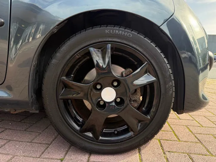 Peugeot 107 2006 photo 3