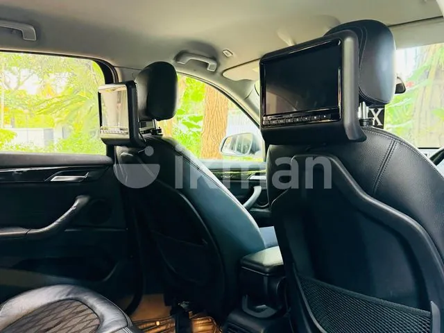 BMW X1 2018 photo 5