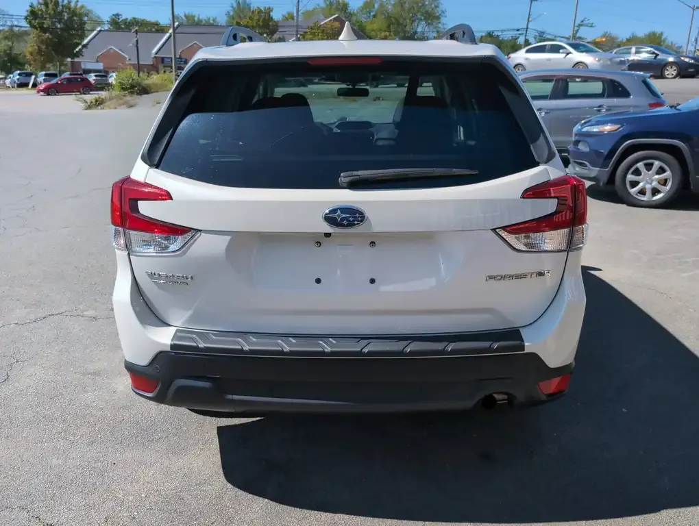 Subaru Forester 2023 photo 4