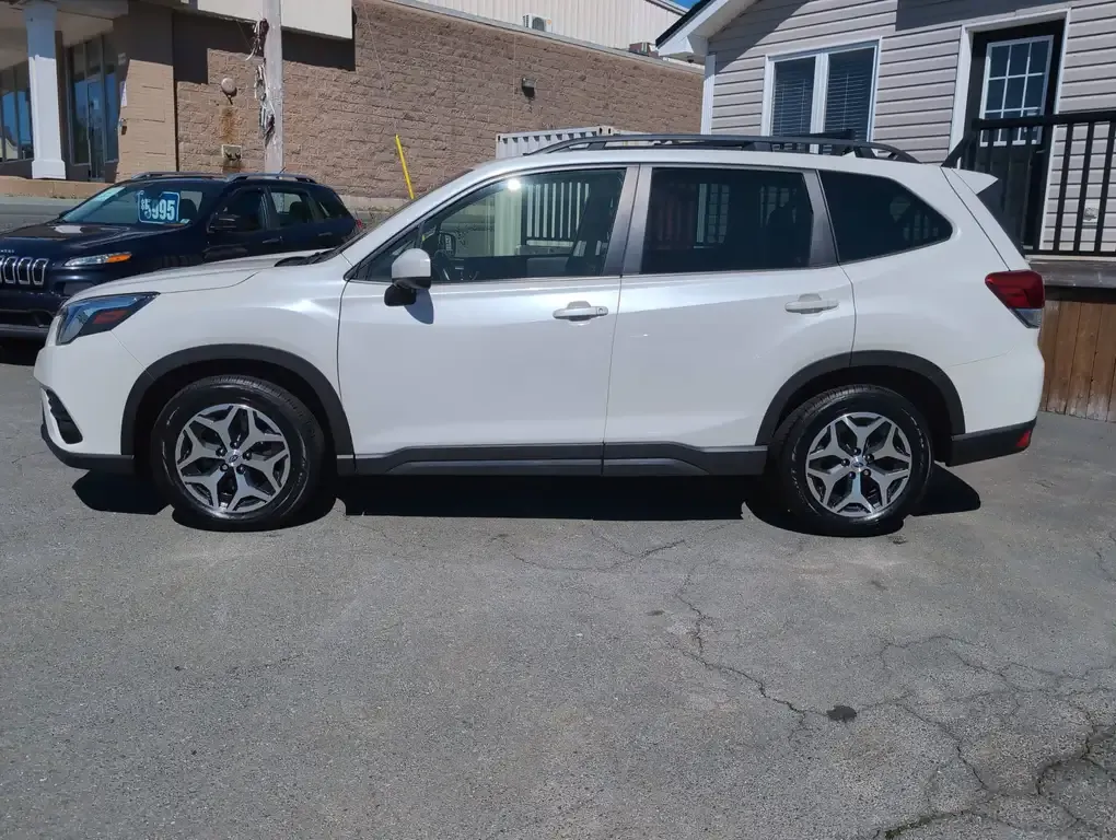 Subaru Forester 2023 photo 2