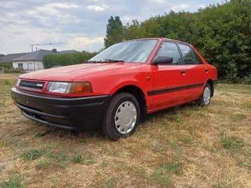Mazda 323