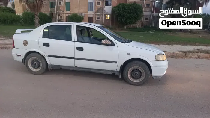 Opel Astra 2000 photo 3