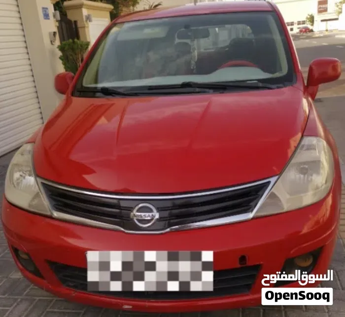 Nissan Tiida 2011 photo 5