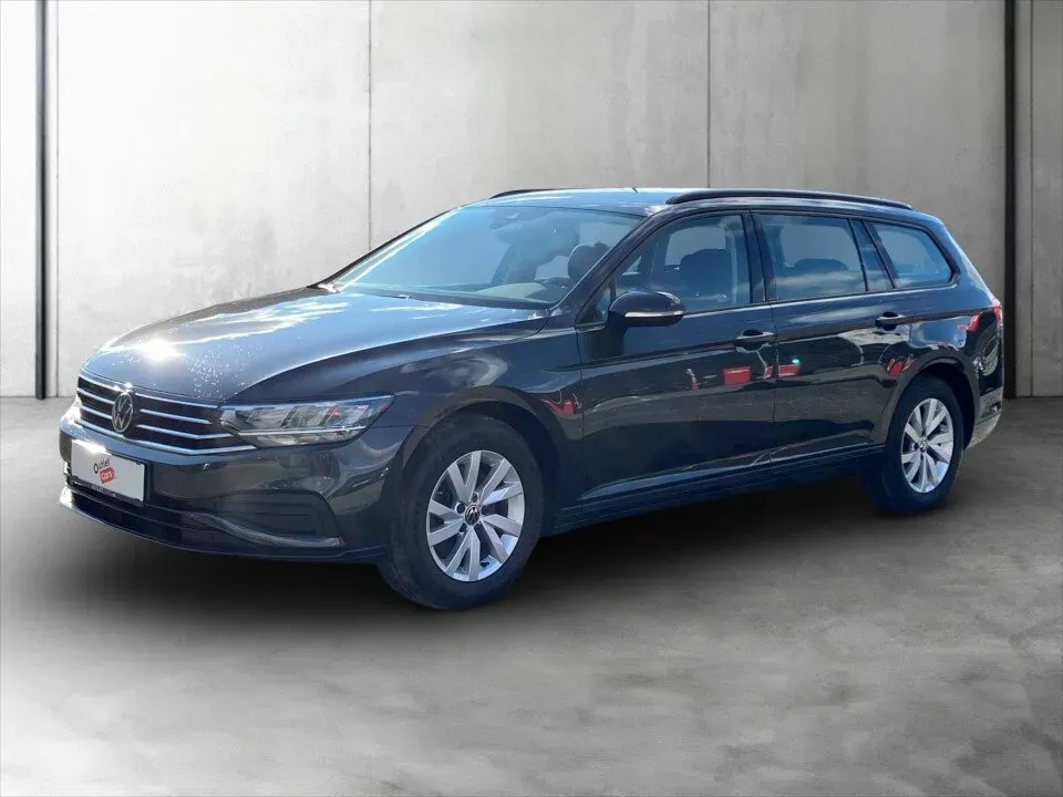 Volkswagen Passat 2021 photo 2