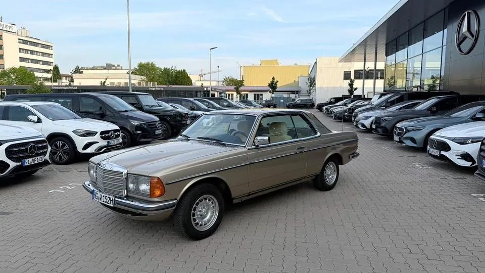 Mercedes-Benz Ce 230