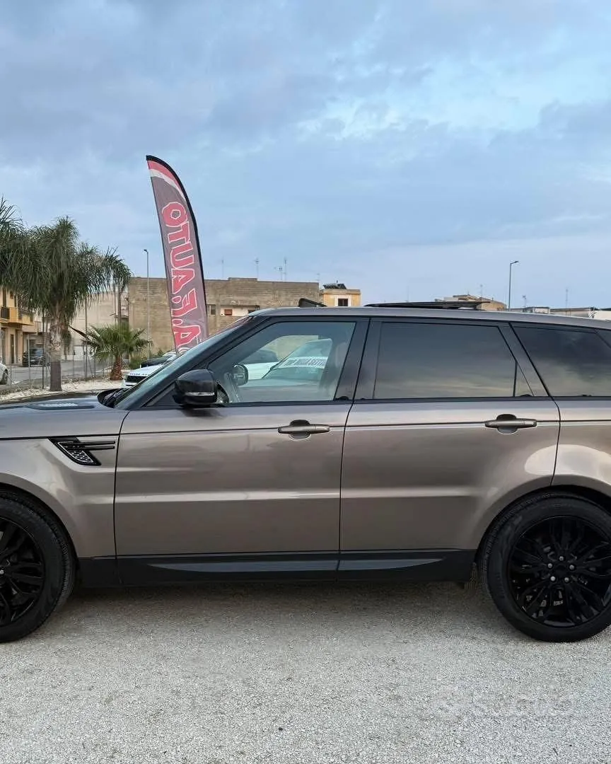 Land Rover Range Rover Sport 2015 photo 4