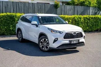 Toyota Highlander 2022 photo 2