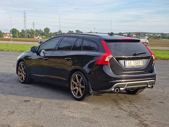 Volvo V60 2011 photo 3