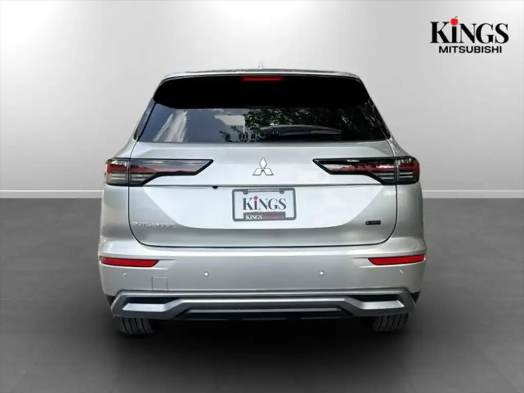 Mitsubishi Outlander 2026 photo 5