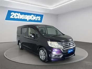 Honda Step Wagon 2014 photo 4