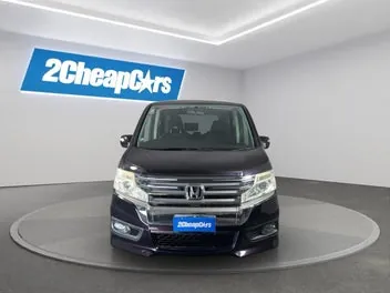 Honda Step Wagon 2014 photo 3