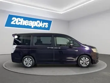 Honda Step Wagon 2014 photo 5