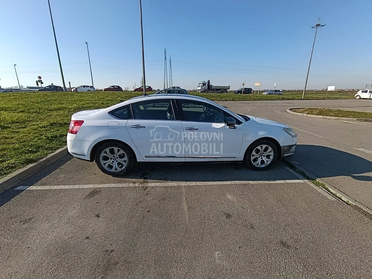 Citroen C5 2010 photo 3
