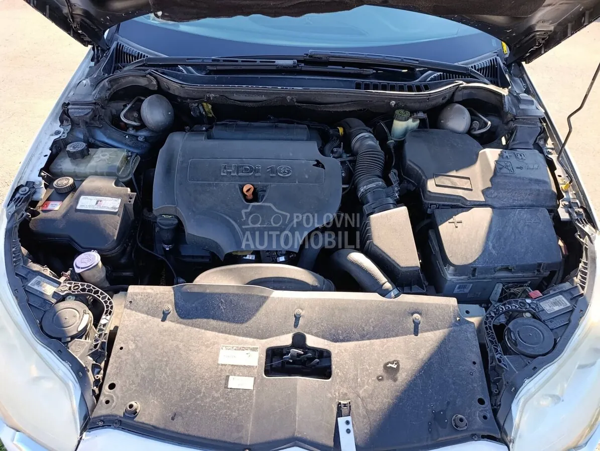 Citroen C5 2010 photo 5