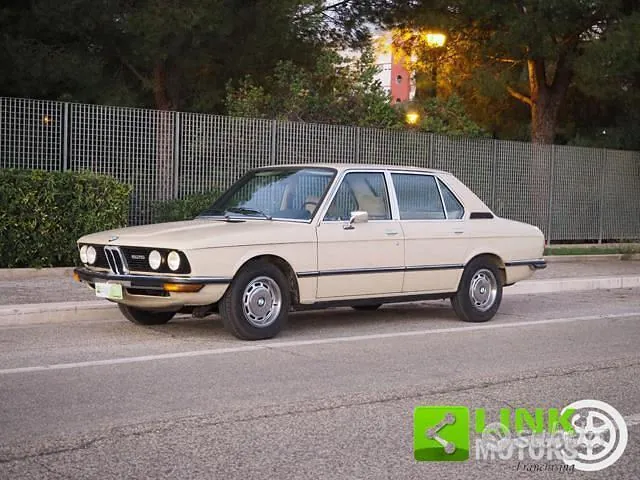 BMW 525