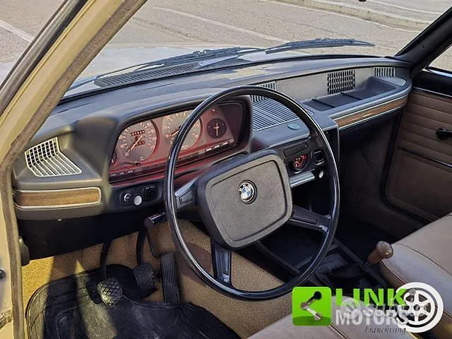 BMW 525 1970 photo 4