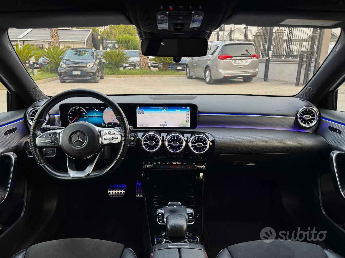 Mercedes-Benz A180D 2018 photo 2
