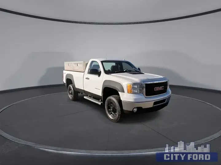GMC Sierra 2500Hd 2012 photo 2