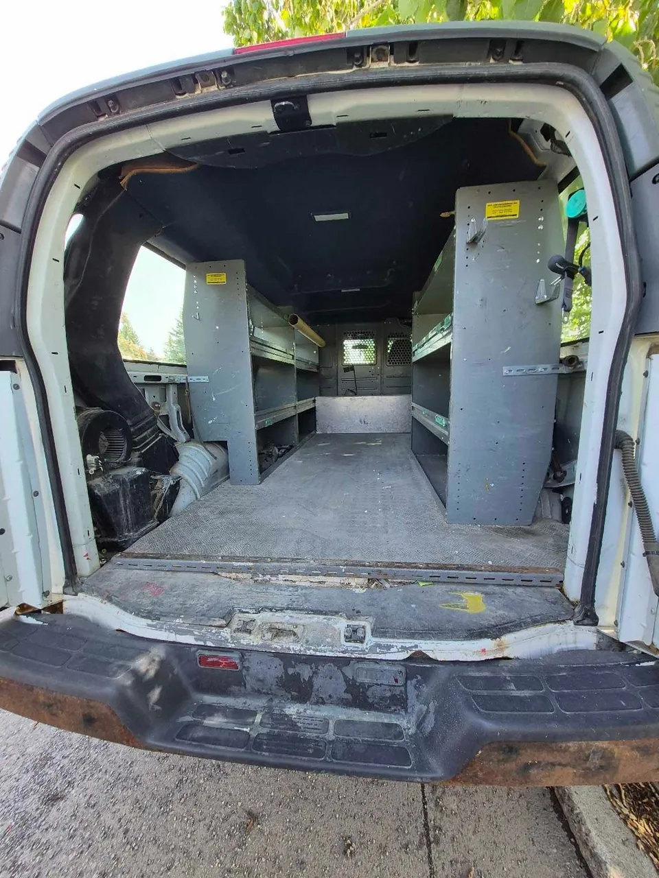 GMC Savana 2000 photo 3