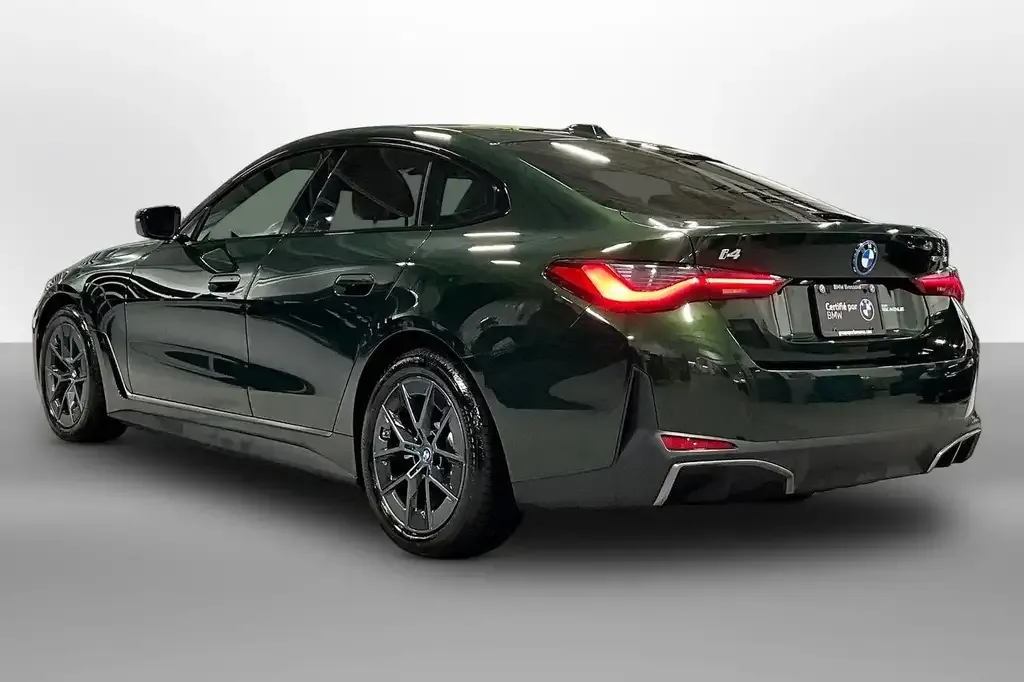 BMW I4 2023 photo 4
