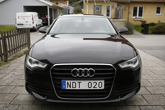 Audi A6 2013 photo 2