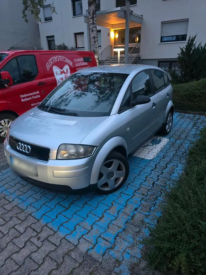 Audi A2