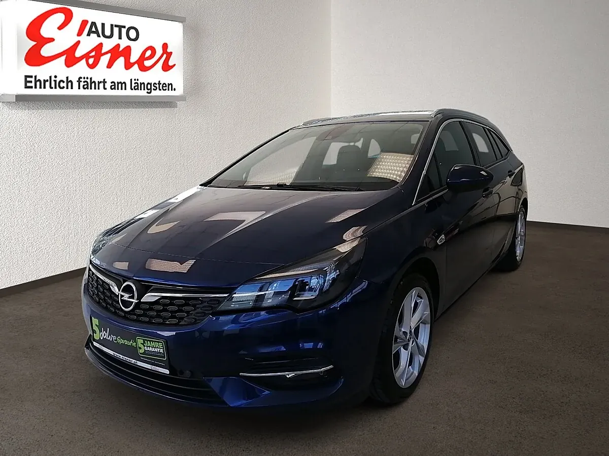 Opel Astra 2021 photo 2