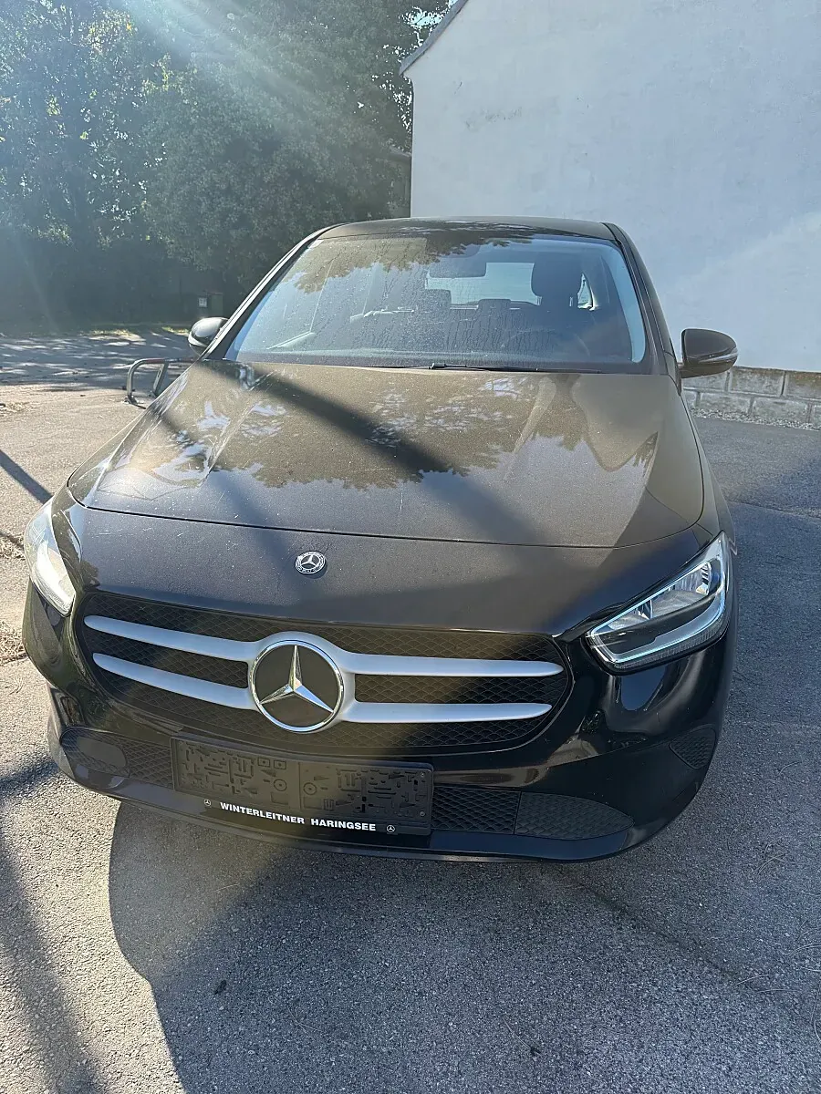 Mercedes-Benz B-Class 2019 photo 3