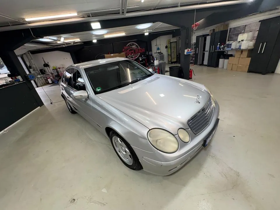 Mercedes-Benz E 220 Cdi