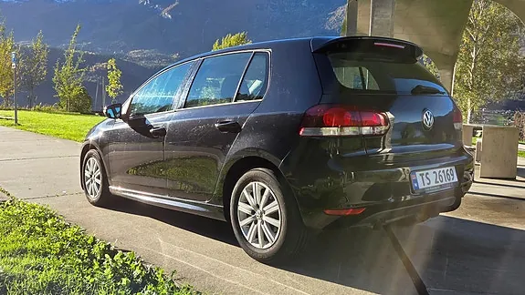 Volkswagen Golf Vi 2011 photo 2