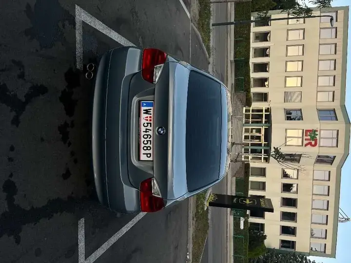 BMW 3 Series 2006 photo 2