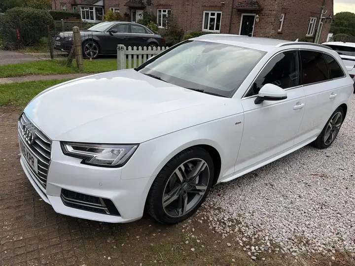 Audi A4 Avant 2016 photo 3