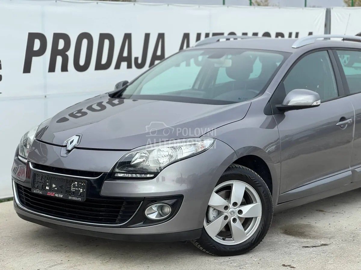 Renault Megane 2012 photo 2
