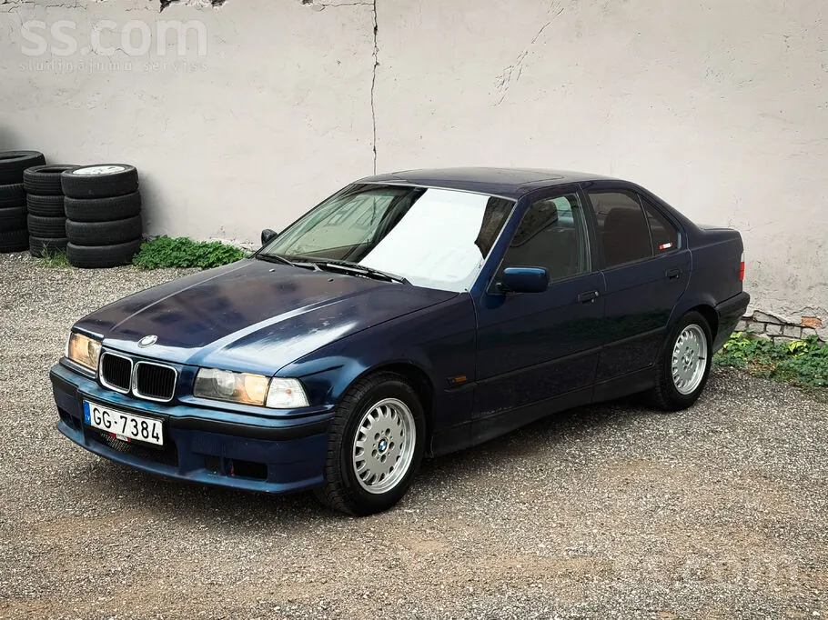 BMW 318 1995 photo 2