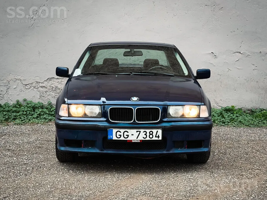 BMW 318 1995 photo 3