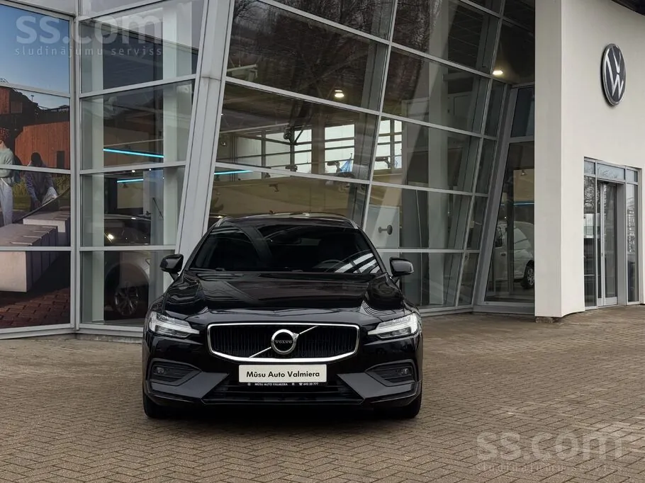 Volvo V60 2019 photo 2