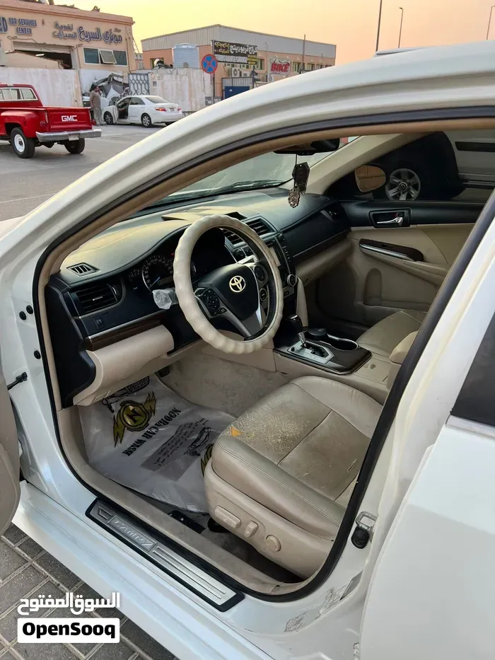 Toyota Camry 2012 photo 2