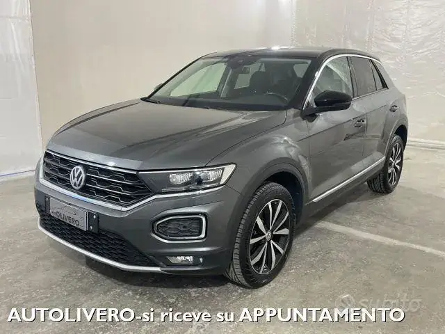 Volkswagen T-Roc 2018 photo 2