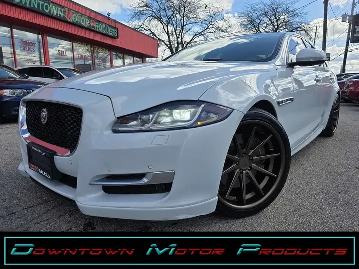 Jaguar Xj