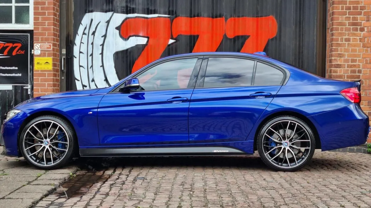 BMW 3 Series 2017 photo 5