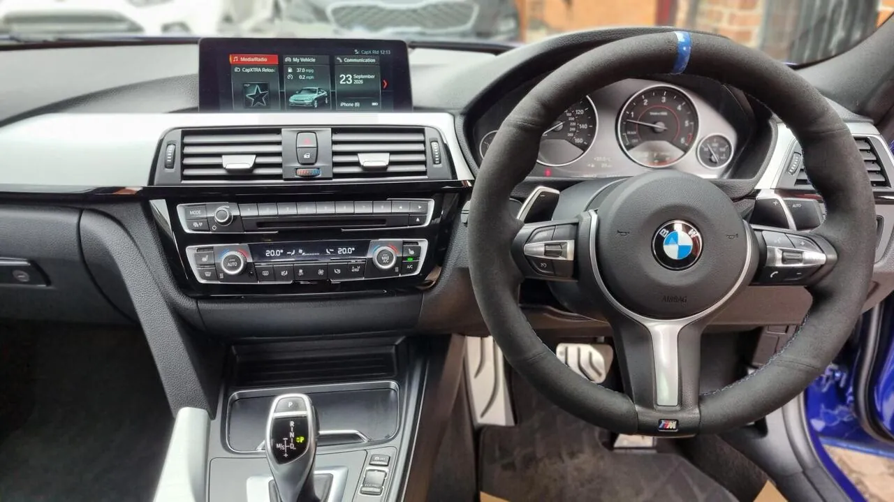BMW 3 Series 2017 photo 4