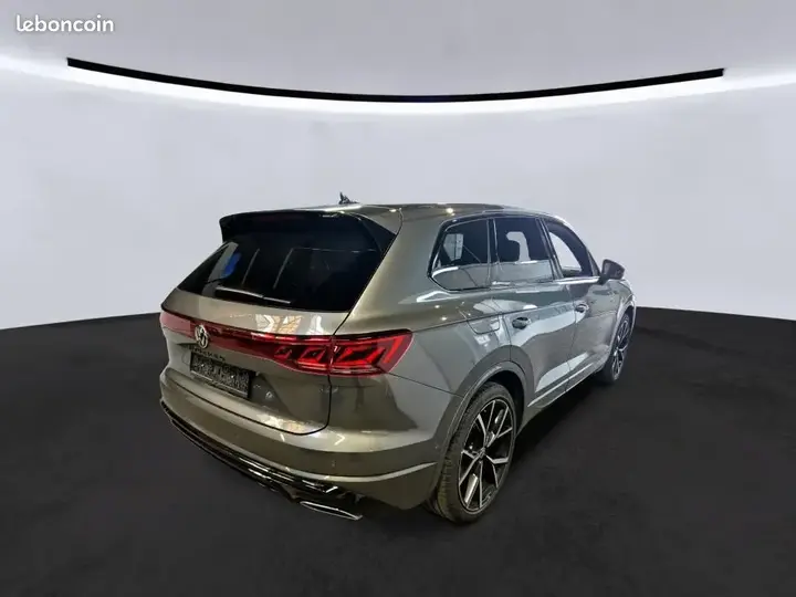Volkswagen Touareg 2024 photo 4