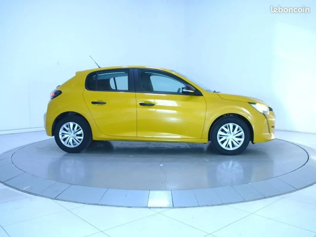 Peugeot 208 2022 photo 4